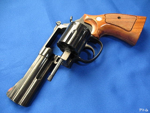 MGC S&W M586 4インチ 木グリ付き / アトム | 中古モデルガンのパーツ